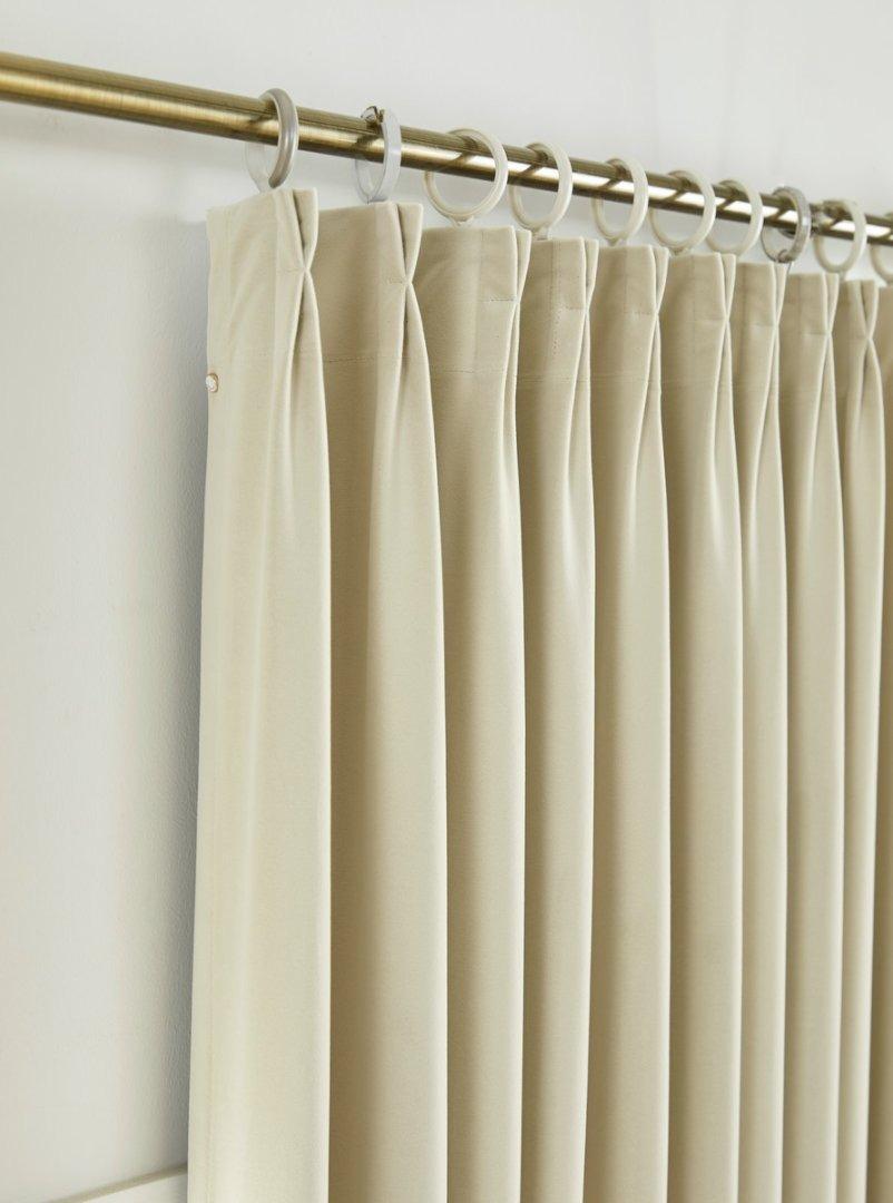 Velmor Velvet Drapes Pleated